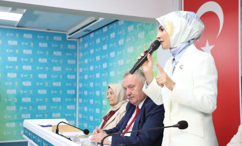SÜMEYYENUR ALP – TEKHA