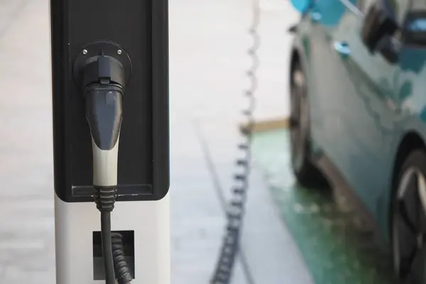 Brüksel ve Pekin, İthal Elektrikli