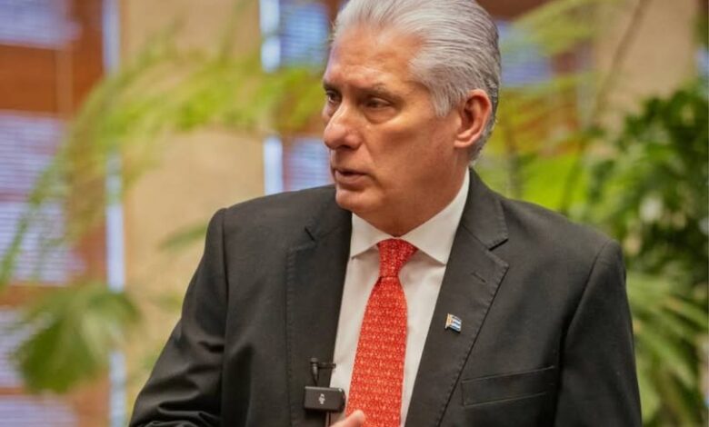 KÜBA / TEKHA Küba Devlet