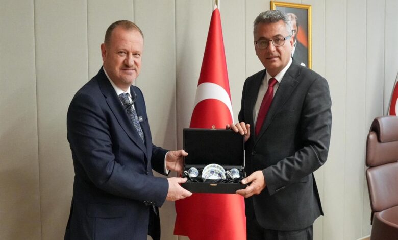 KKTC / TEKHA Radyo ve